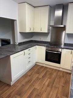 3 bedroom cottage to rent, Wellhouse Fields, Golcar, Huddersfield HD7