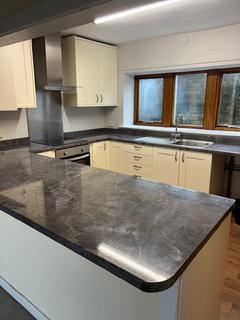 3 bedroom cottage to rent, Wellhouse Fields, Golcar, Huddersfield HD7