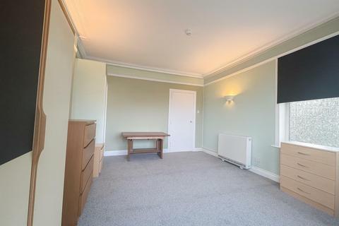 1 bedroom in a house share to rent, En-Suite Room To Let - HP11