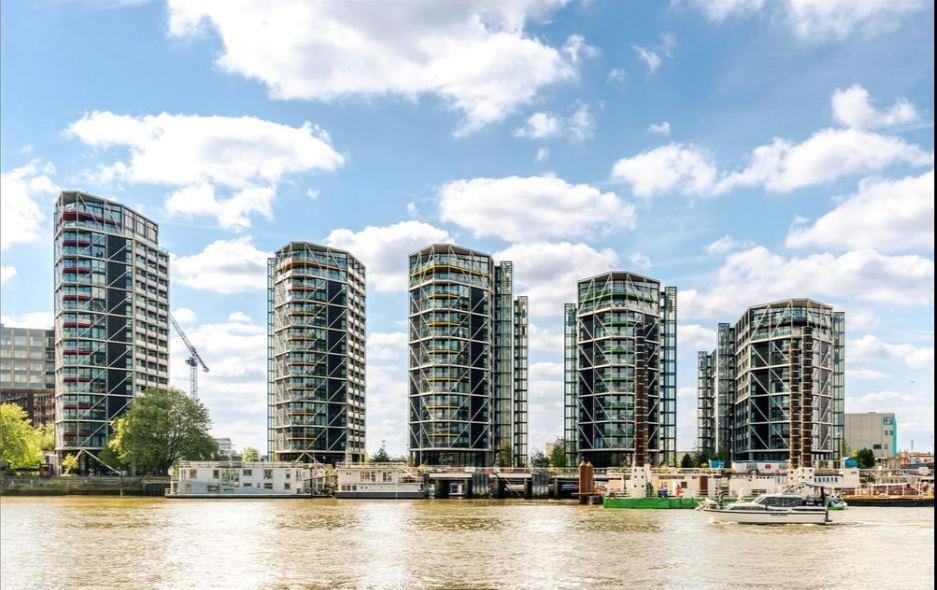 Apartment in London - More