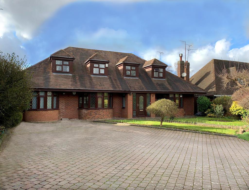 Barton Road, Luton LU3 5 bed detached house for sale £824,995