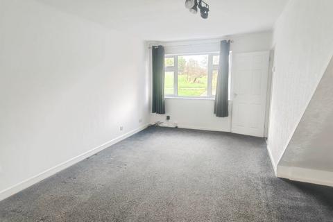 3 bedroom terraced house to rent, Tamar Close
