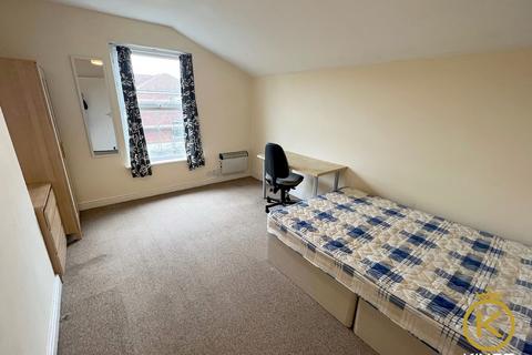 5 bedroom maisonette to rent, Wilberforce Road, Southsea