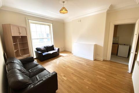 2 bedroom flat to rent, Lord Montgomery Way, Portsmouth