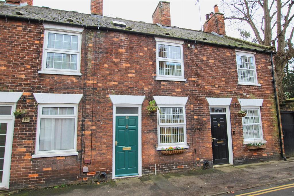 Westwood Road, Beverley 2 bed terraced house £235,000