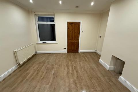 3 bedroom terraced house to rent, BIRCHWOOD LANE, SOMERCOTES