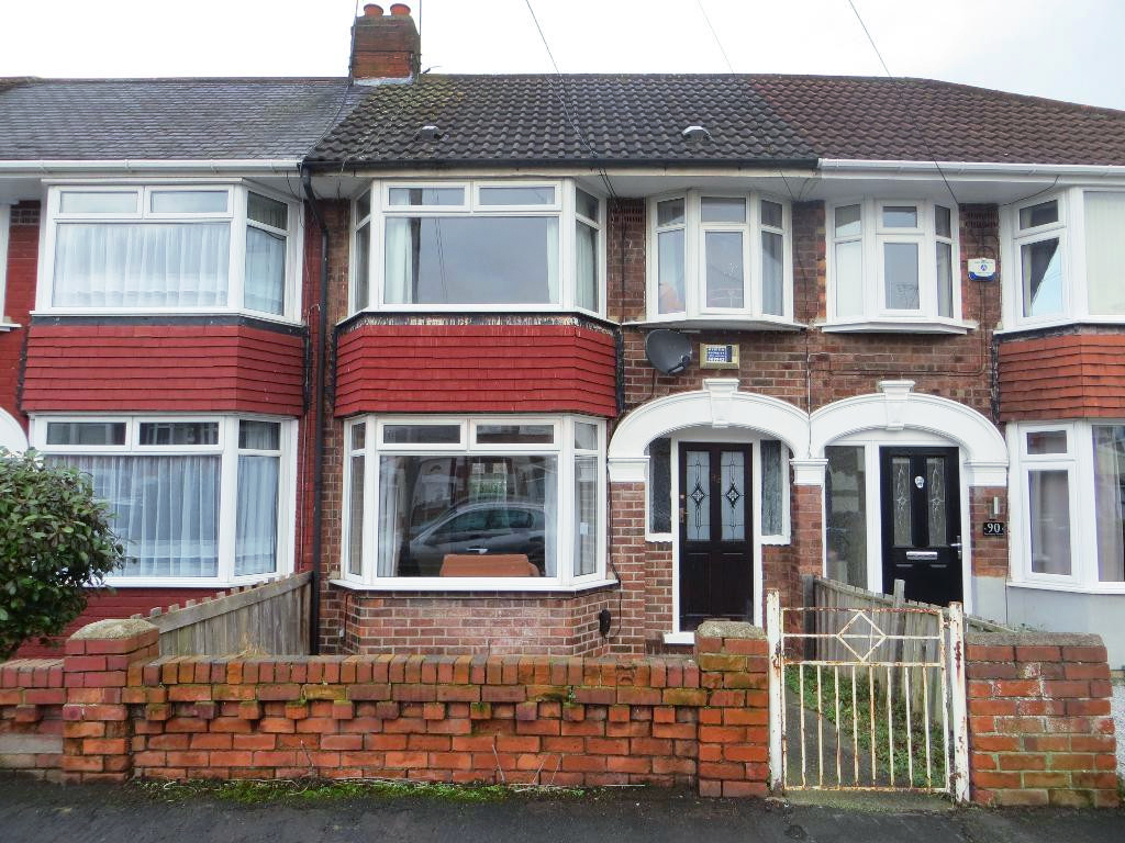 Barrington Avenue, Hull, Yorkshire, HU5 3 bed terraced house £115,000
