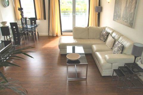 1 bedroom apartment to rent, Tideslea Path, Thamesmead West, SE28 0NH