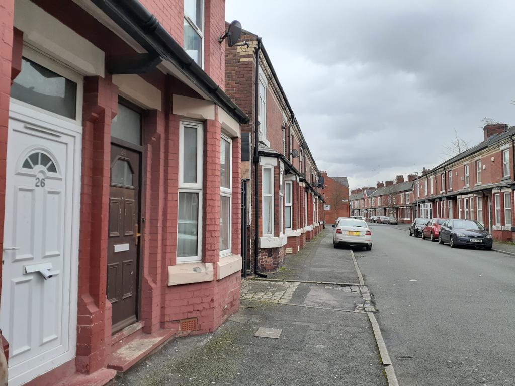 Arnside St, M14 2 bed terraced house for sale £150,000