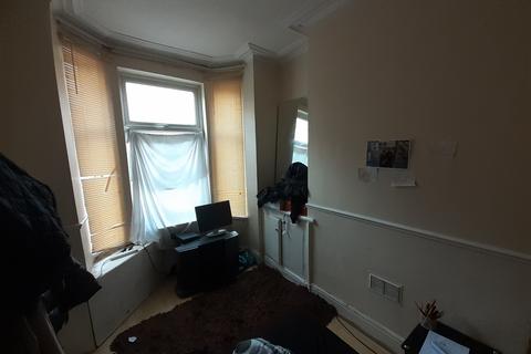 26 Arnside Street, Manchester, M14 7PF