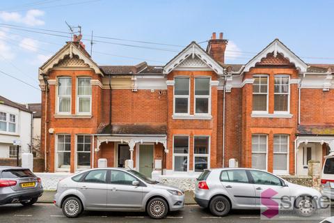 2 bedroom maisonette to rent, Newport Street, Brighton