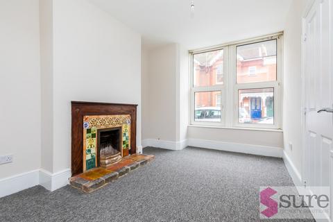 2 bedroom maisonette to rent, Newport Street, Brighton