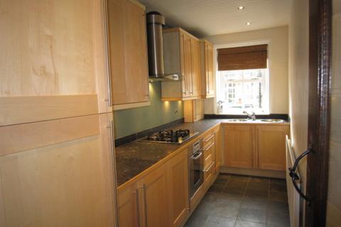 2 bedroom terraced house to rent, Lydgate Place, Pudsey LS28