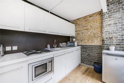 4 bedroom apartment for sale, Gowers Walk, London, E1