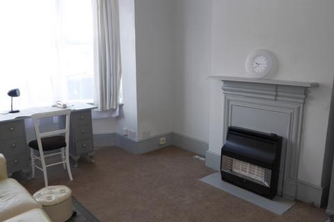 1 bedroom apartment to rent, Market Place, London, N2