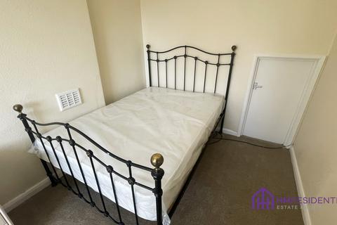 3 bedroom maisonette to rent, Wellington Street, Arthurs  Hill NE4