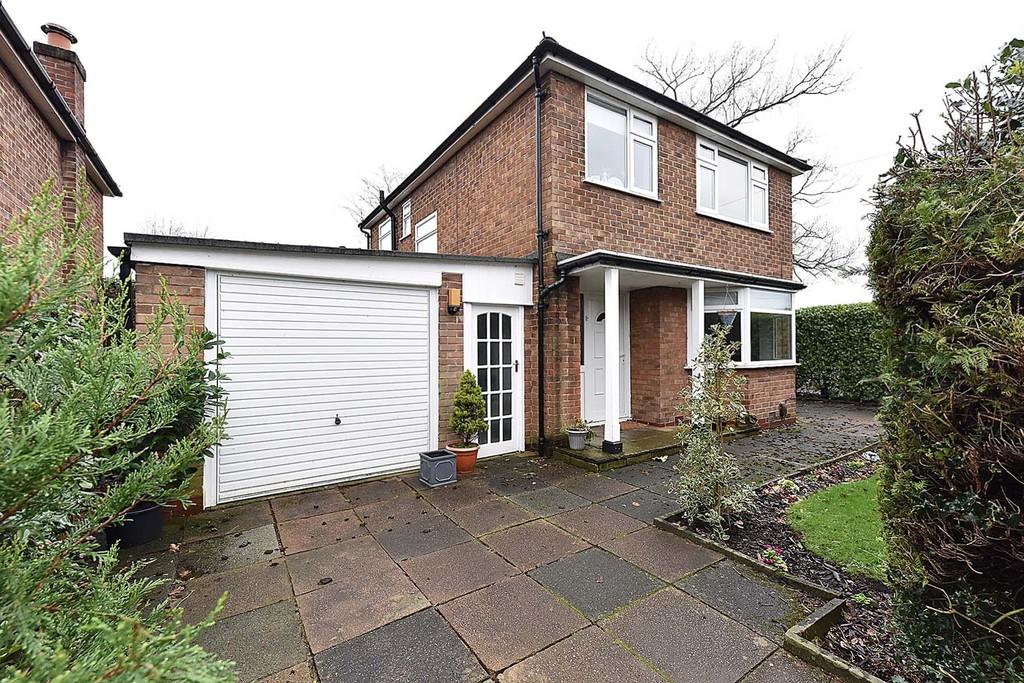 Freshfields, Knutsford 3 bed detached house £1,395 pcm (£322 pw)