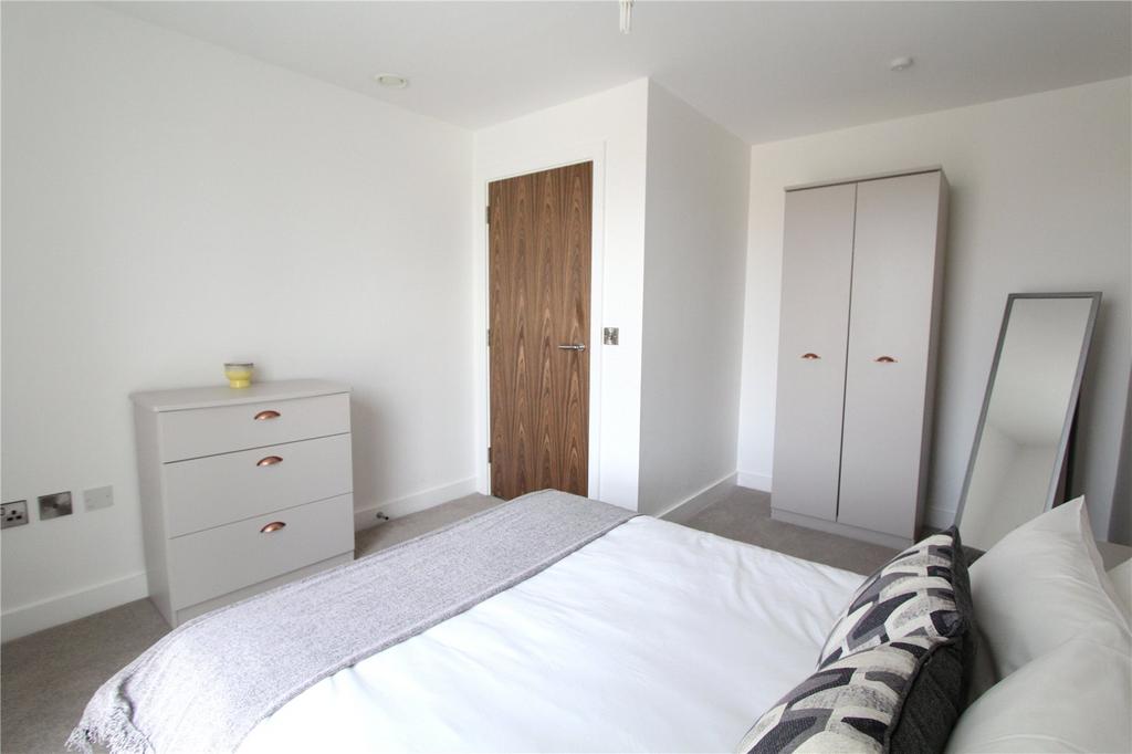 Apartment in Salford - View 5