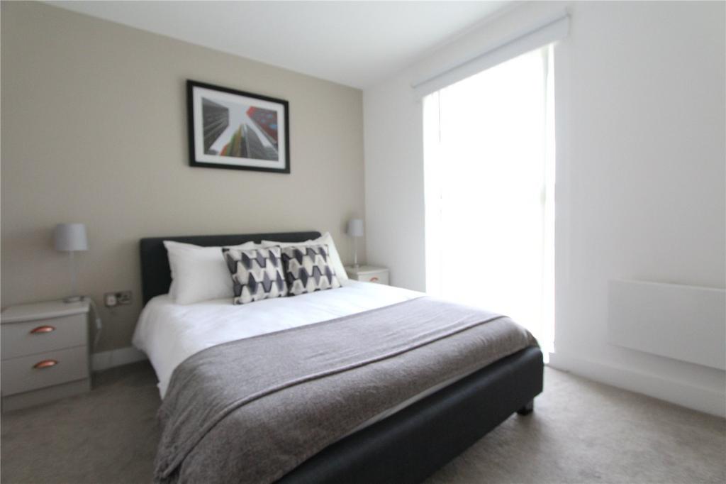 Apartment in Salford - More