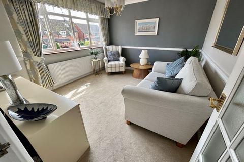 18 Hawthorn Road, Wylde Green, Sutton Coldfield, B72 1ET