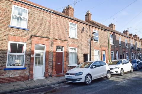 3 bedroom house to rent, Wellington Street, York