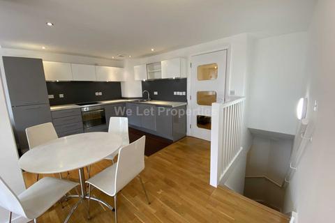 2 bedroom apartment to rent, Henry Street, Manchester M4