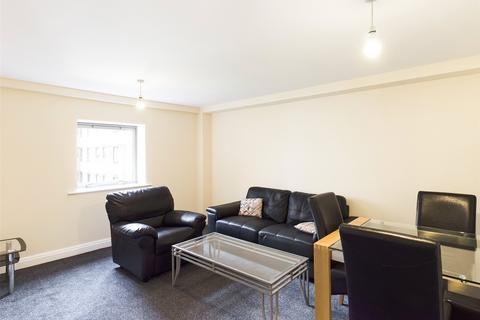 3 bedroom apartment to rent, Kentmere Drive, Doncaster, Lakeside, DN4
