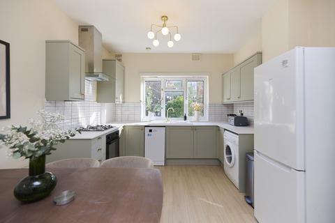 1 bedroom ground floor flat for sale, Tubbs Road, London NW10