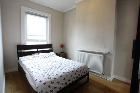2 bedroom apartment to rent, Colless Road, London, N15