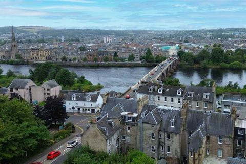 3 bedroom flat to rent, Main Street, Perth, Perthshire, PH2