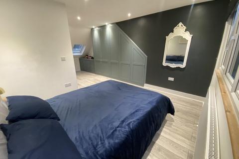 1 bedroom in a house share to rent, Lower Hill Road