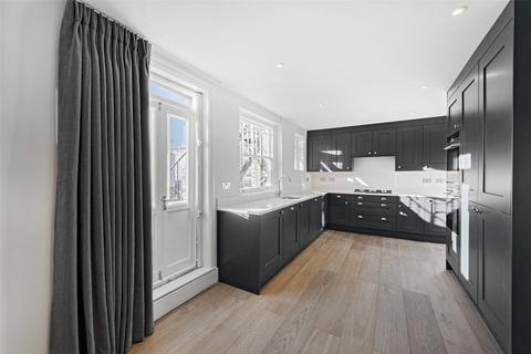 undefined, Ennismore Gardens, Knightsbridge, London