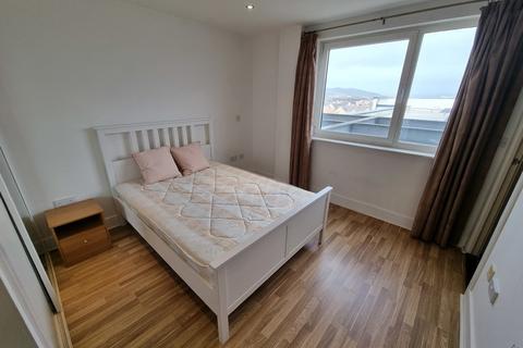 1 bedroom flat to rent, Lady Isle House, Cardiff Bay, Cardiff