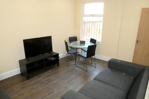 5 bedroom end of terrace house to rent, Denham Street, Victoria Park, Manchester