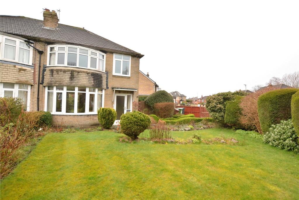 Carr Manor Avenue, Leeds, West Yorkshire 3 bed semidetached house £