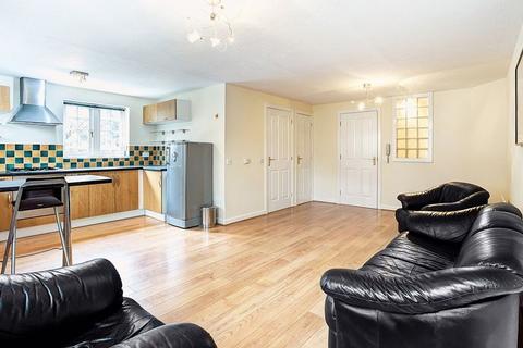 2 bedroom apartment to rent, Tudor Court, Moody Street, Congleton