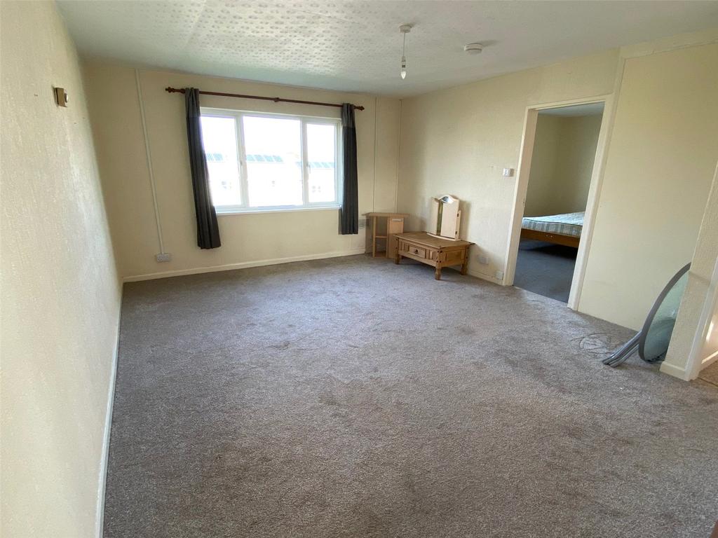 Observatory Avenue, Hakin, Milford Haven 2 bed flat for 