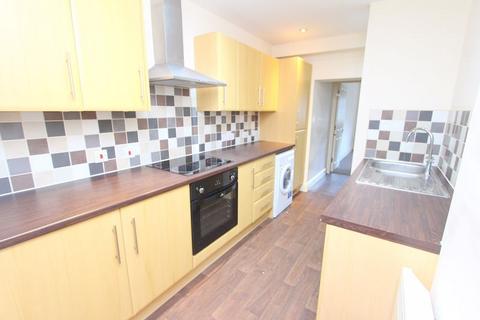 2 bedroom apartment to rent, Station Street, Walsall