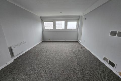 2 bedroom flat to rent, Wickets Tower, Wyatt Close, Edgbaston, Birmingham, B5 7TL