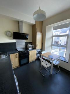 3 bedroom apartment to rent, Plymouth PL4