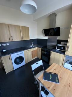 3 bedroom apartment to rent, Plymouth PL4