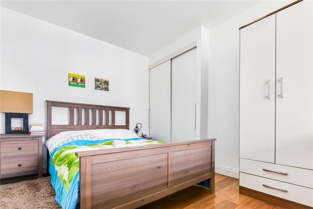 Apartment in London - View 5