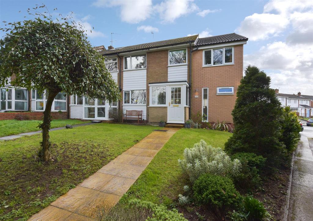 Winds Point, Hagley, Stourbridge 5 bed house £320,000