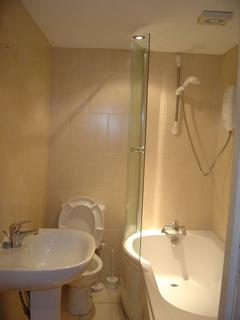 undefined, Flat 4 15-17, Edge Lane, Manchester, M21
