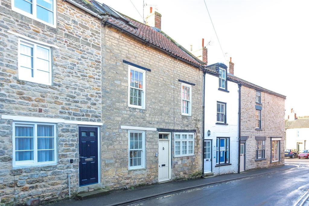 Howe End, Kirkbymoorside 3 bed cottage for sale £188,000