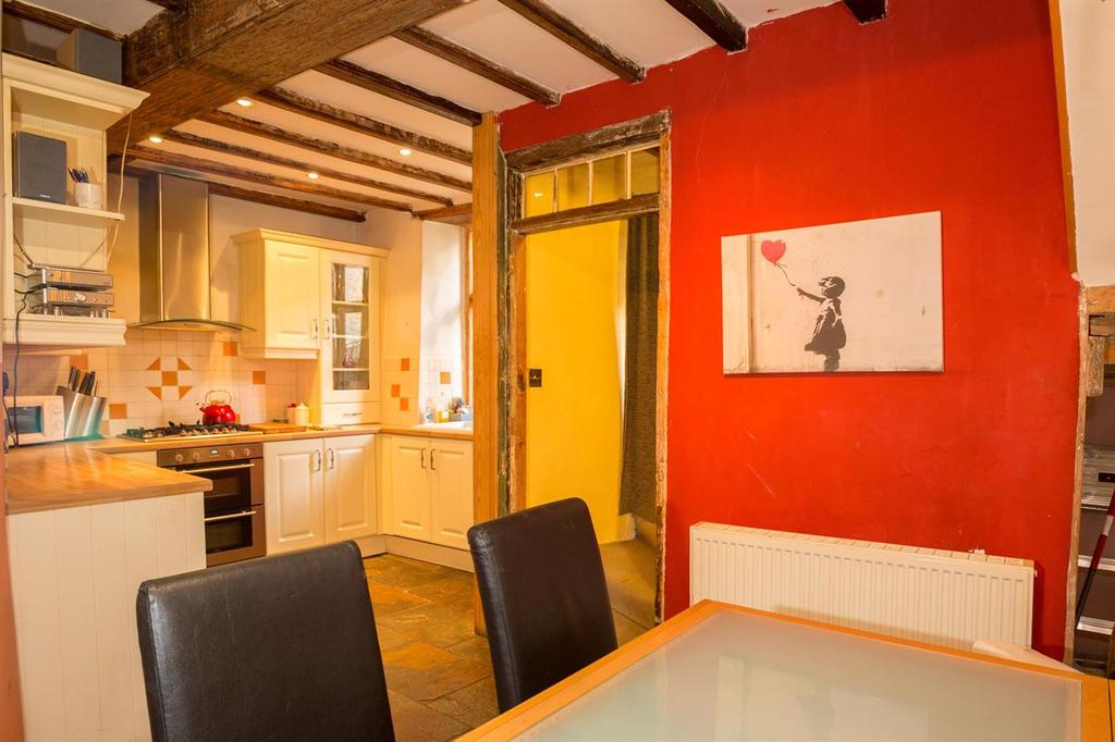 Howe End, Kirkbymoorside 3 bed cottage for sale £188,000