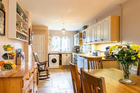 3 bedroom house to rent, Southlands, Weston