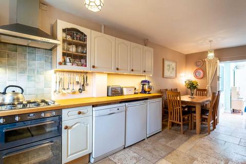 3 bedroom house to rent, Southlands, Weston