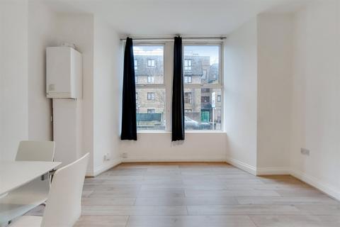 1 bedroom apartment to rent - Pembury Road, Tottenham, London, N17