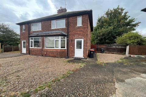 2 bedroom semi-detached house to rent, Clifton Crescent, Beeston, NG9 6DA